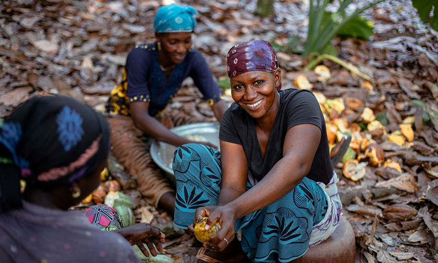 Mit diesen 5 Fashion-Pieces stärkst du Frauen in Côte d’Ivoire Mit diesen 5 Fashion-Pieces stärkst du Frauen in Côte d’Ivoire